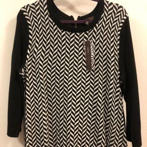 Dana Buchman Black and White Pullover Sweater